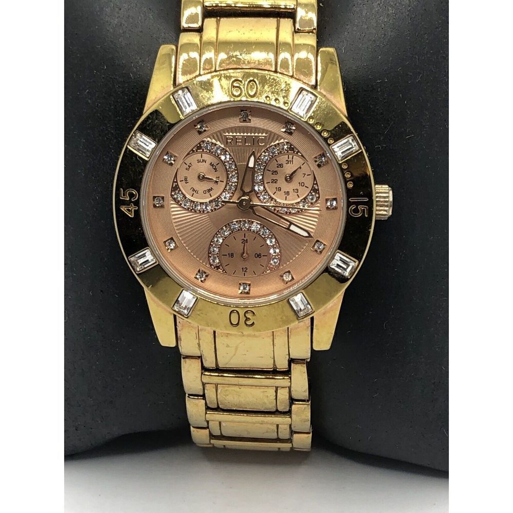 Relic ZR15668 Womens Rose Stainless Steel Analog Dial Quartz Wrist Watch HK528